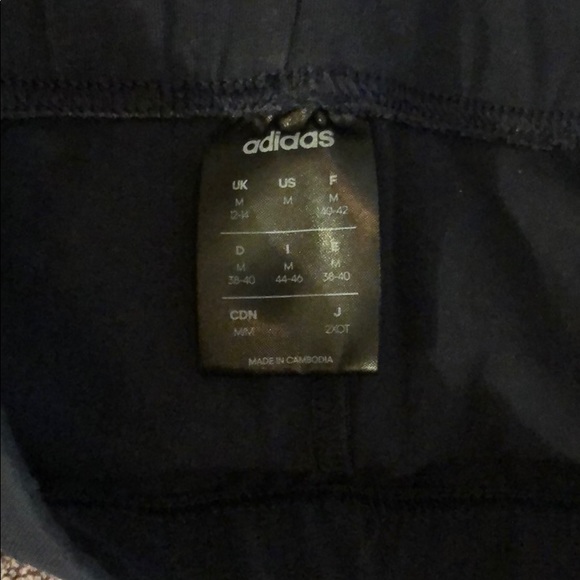 Adidas Essential Linear Tights - Picture 3 of 3